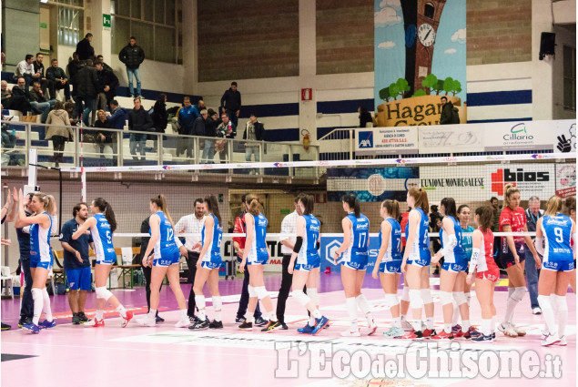 Volley, In Coppa Italia il derby piemontese di A2 donne: Pinerolo lotta con il forte Mondovì che passa il turno