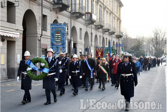 Pinerolo: corteo per il Giorno della Memoria 