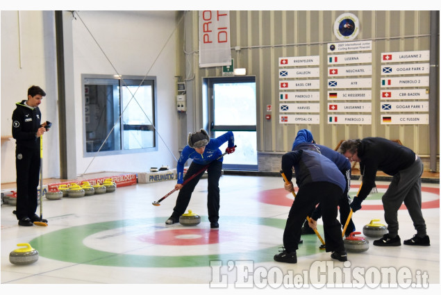 Curling :Ghiaccio che supera barriere