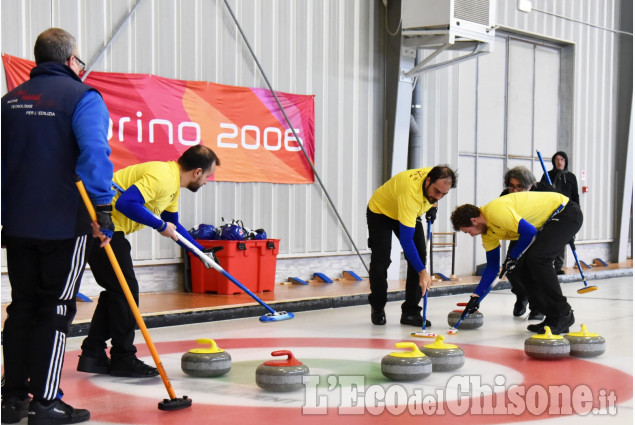 Curling :Ghiaccio che supera barriere