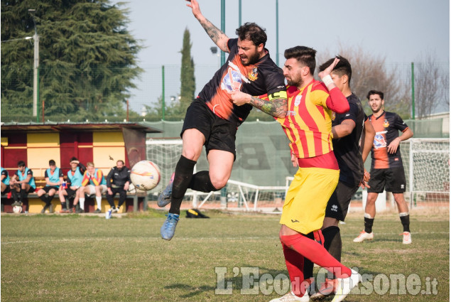 Calcio: derby di Promozione al Villafranca, Cavour superato 2-0