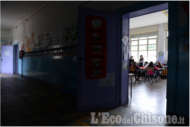 Perosa: ritorno in aula per l'ultimo giorno di scuola
