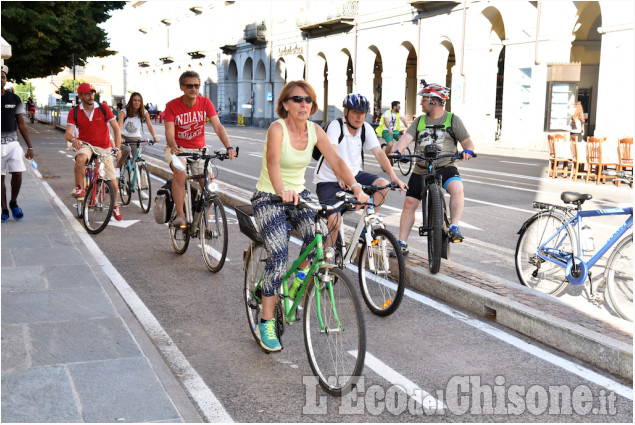 Pinerolo: inaugurata la pista ciclabile