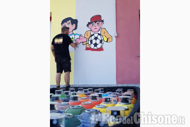 Castagnole: i murales di Piazza Ragazzabile