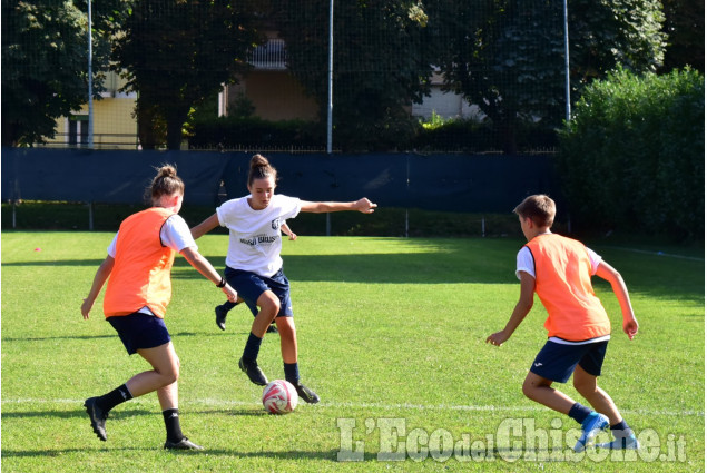 Calcio: i primi allenamenti del nuovo Pinerolo femminile