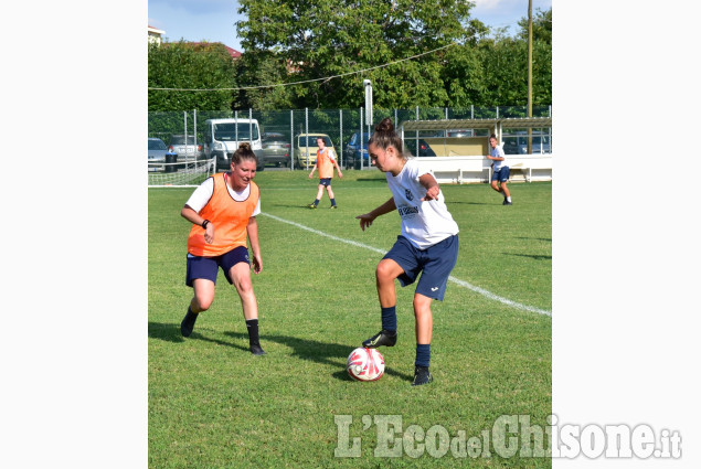 Calcio: i primi allenamenti del nuovo Pinerolo femminile