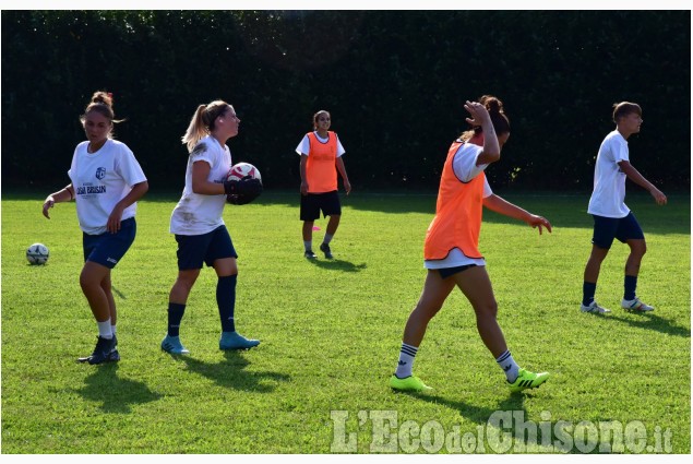 Calcio: i primi allenamenti del nuovo Pinerolo femminile