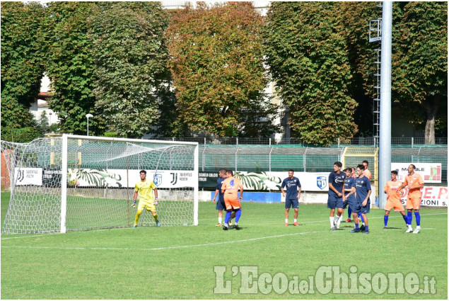 Calcio: primo allenamento congiunto per il Pinerolo di Eccellenza