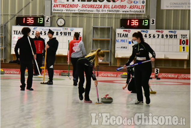 Curling tra Pinerolo e Mondiali