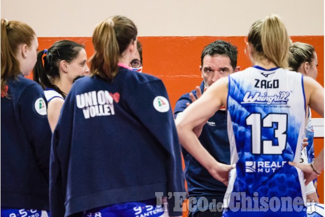 Volley Pinerolo inciampa nell'ostacolo: dopo il blitz a Soverato c'è la vendetta