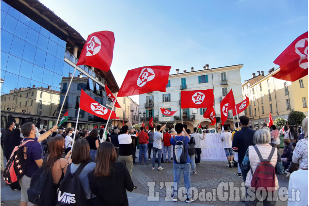 Pinerolo : Manifestazione in Piazza Facta  Pro Palestinesi