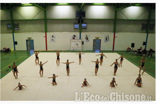 None: open day di ginnastica artistica al Palazzetto