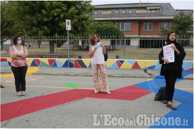 We are None: presentazione dei progetti estivi e inaugurazione nuova veste delle via davanti alle scuole