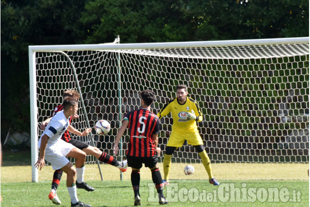 Calcio Eccellenza: Pinerolo batte Cbs all’esordio di campionato sul proprio campo