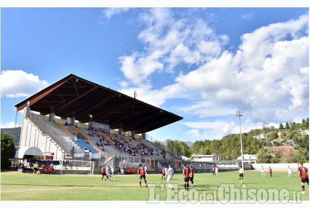 Calcio Eccellenza: Pinerolo batte Cbs all’esordio di campionato sul proprio campo