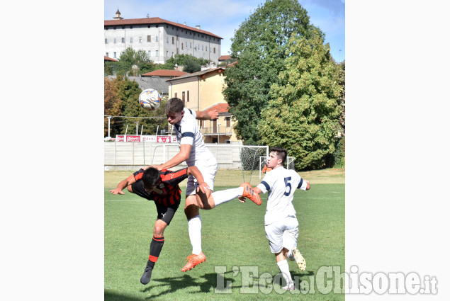 Calcio Eccellenza: Pinerolo batte Cbs all’esordio di campionato sul proprio campo