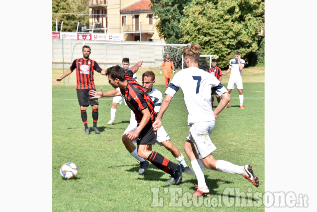 Calcio Eccellenza: Pinerolo batte Cbs all’esordio di campionato sul proprio campo