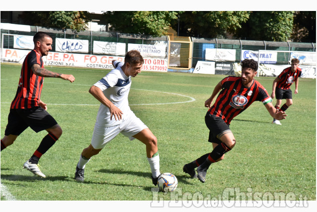 Calcio Eccellenza: Pinerolo batte Cbs all’esordio di campionato sul proprio campo