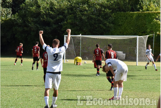 Calcio Eccellenza: Pinerolo batte Cbs all’esordio di campionato sul proprio campo