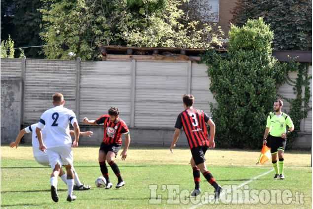 Calcio Eccellenza: Pinerolo batte Cbs all’esordio di campionato sul proprio campo