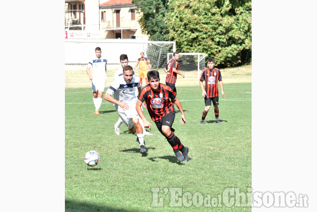 Calcio Eccellenza: Pinerolo batte Cbs all’esordio di campionato sul proprio campo