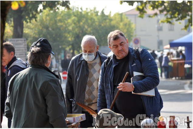 Bibiana: mercatino "Da la crota al sulè"