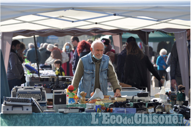 Bibiana: mercatino "Da la crota al sulè"