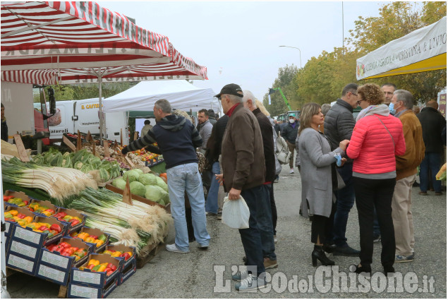 Castagnole: tradizionale fiera d’autunno, protagonista il Cariton