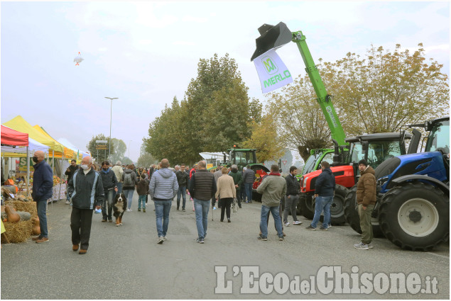 Castagnole: tradizionale fiera d’autunno, protagonista il Cariton