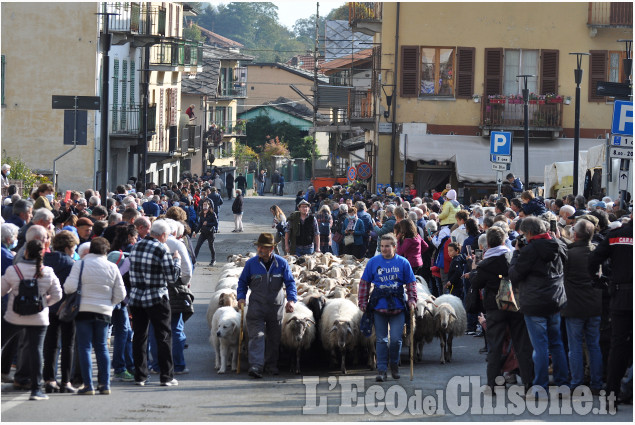 Bobbio Pellice, la Fîra 'd la calà