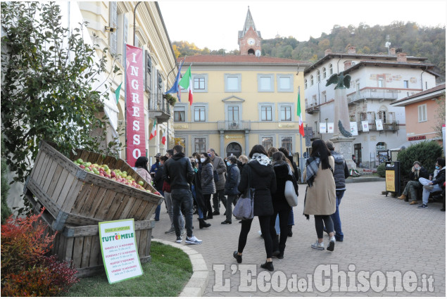 Cavour: La 42ªedizione di Tuttomele 