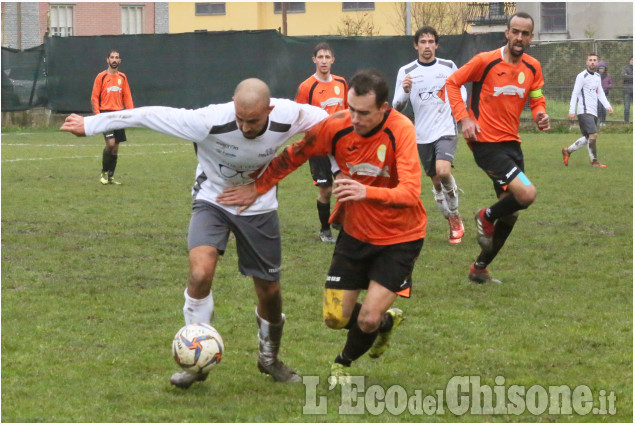 Calcio Prima categoria: pari a Pinasca nel derby 