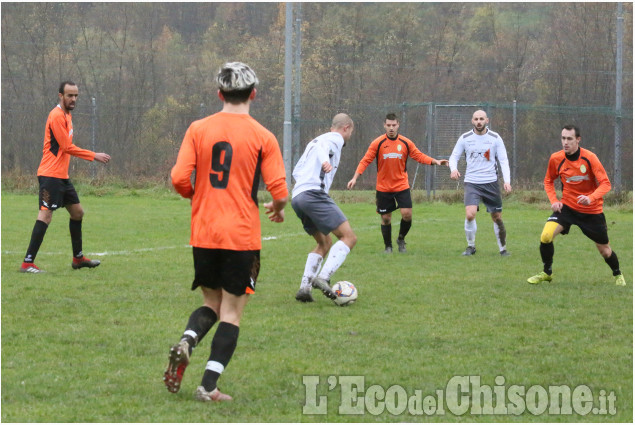 Calcio Prima categoria: pari a Pinasca nel derby 