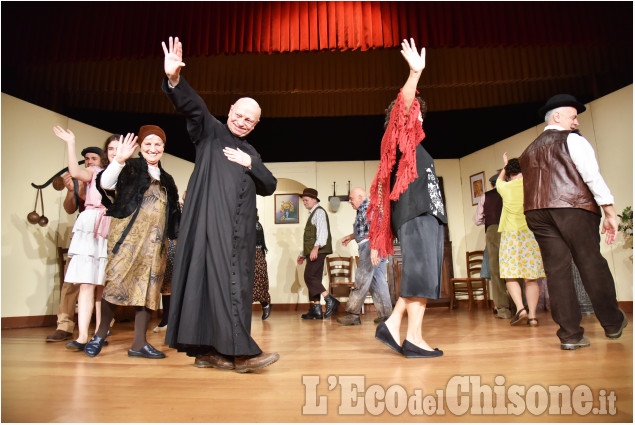 Pinerolo serata di chiusura della XXXV Rassegna del Teatro Dialettale