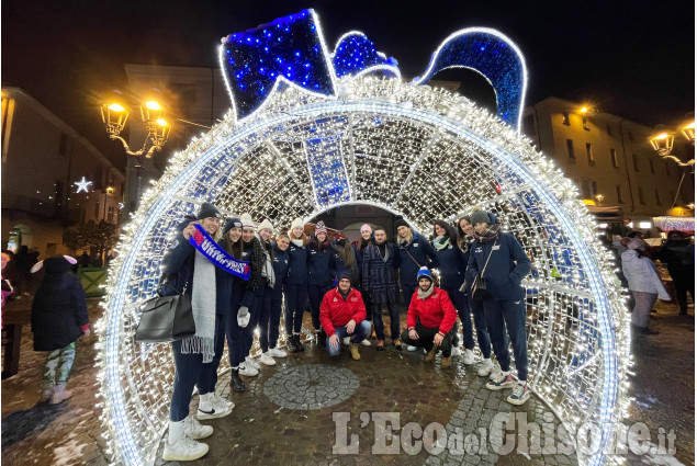 Pinerolo:Si accende l'albero in centro, con l'Immacolata iniziano le feste