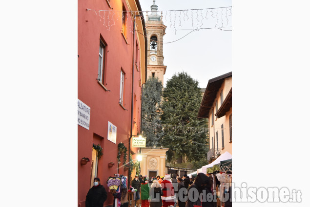 Cumiana: Babbo Natale alla festa di domenica