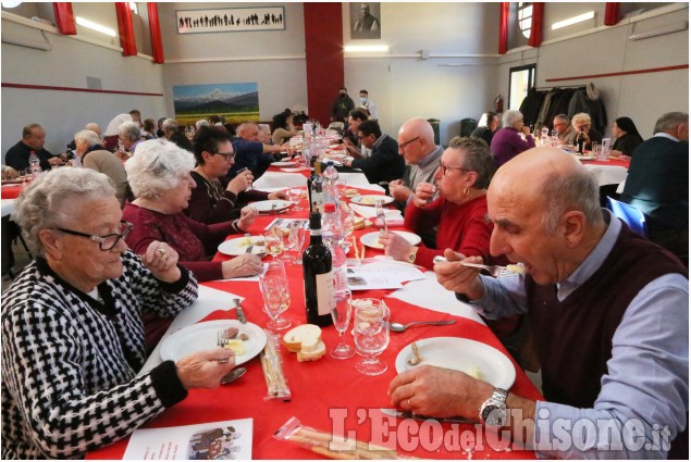 Castagnole: il pranzo del bollito a chilometri zero al centro anziani