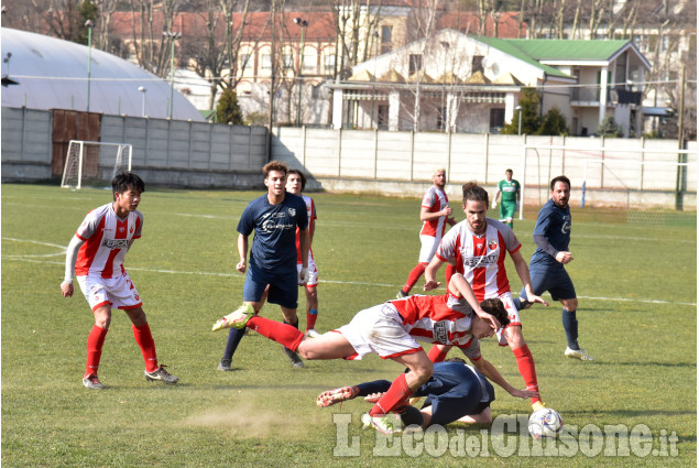 Calcio Eccellenza: Pinerolo supera Cuneo 4-1 e balza al comando del campionato