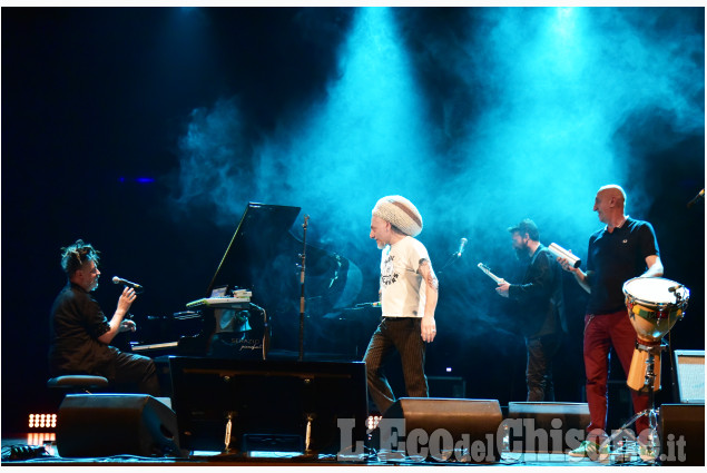Pinerolo: Al teatro Sociale concerto di Band pinerolesi e Africa Unite