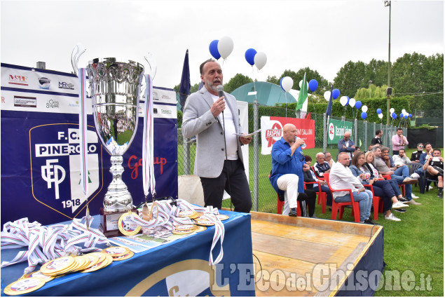 Calcio:La festa del Pinerolo per la serie D