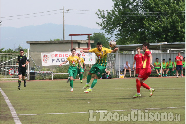 Calcio: il Cavour vince e torna in Eccellenza