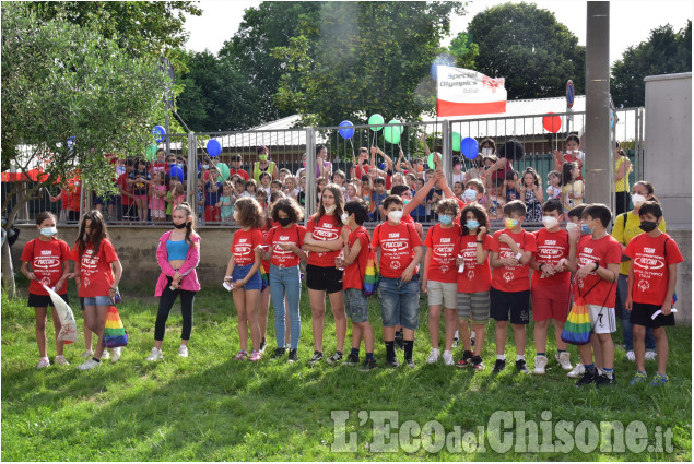 Special Olympics, la fiaccola dei Giochi da Abbadia al Palazzetto dello Sport: emozioni e applausi