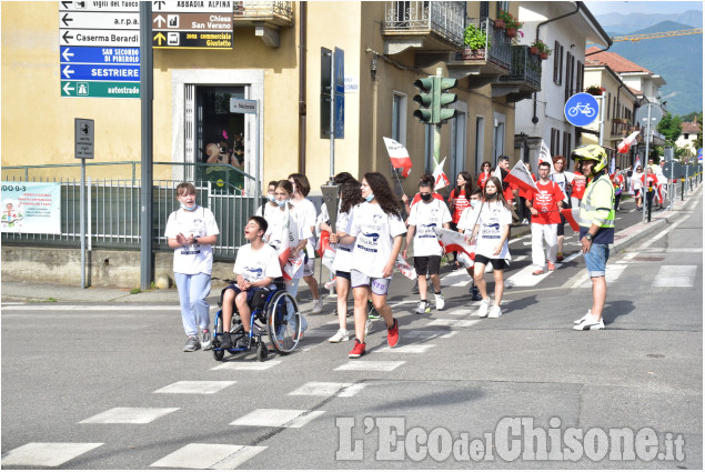 Special Olympics, la fiaccola dei Giochi da Abbadia al Palazzetto dello Sport: emozioni e applausi