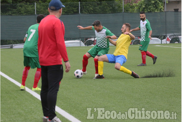 Calcio Seconda categoria play-off: Giaveno esulta