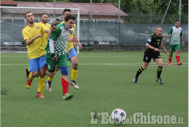 Calcio Seconda categoria play-off: Giaveno esulta