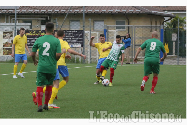 Calcio Seconda categoria play-off: Giaveno esulta