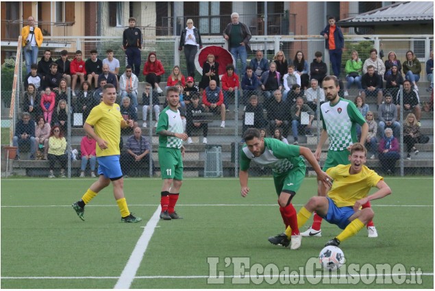 Calcio Seconda categoria play-off: Giaveno esulta