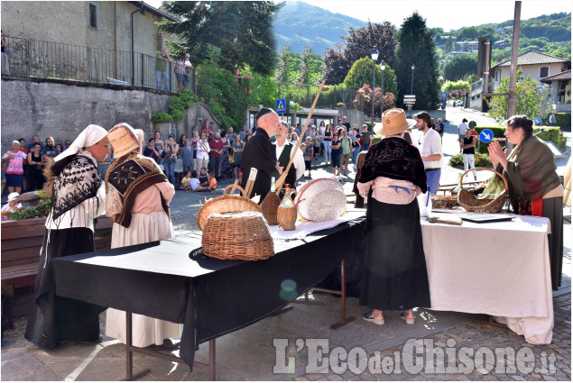 San Pietro,una comunità in festa per il gemellaggio