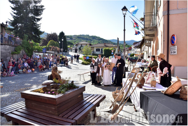 San Pietro,una comunità in festa per il gemellaggio