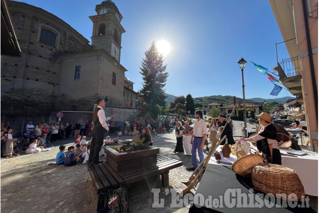 San Pietro,una comunità in festa per il gemellaggio